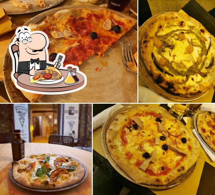 Bestellt diverse Variationen von Pizza
