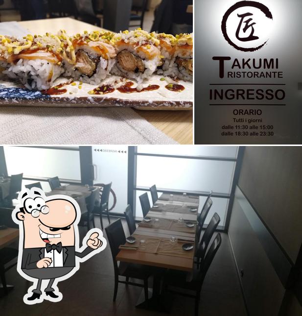Siediti a un tavolo di Takumi