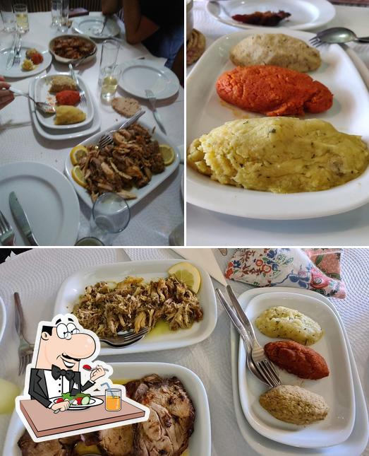 Еда в "Taberna do Adro"