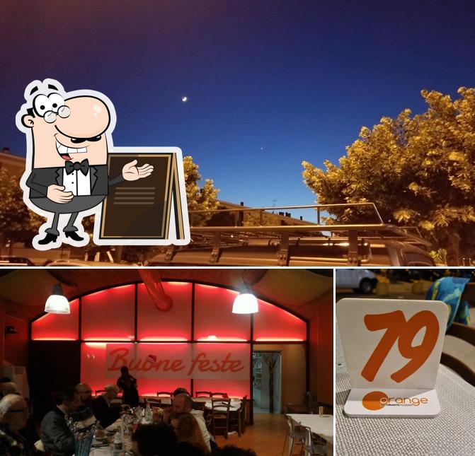 Ristorante Pizzeria Orange se distingue par sa extérieur et intérieur