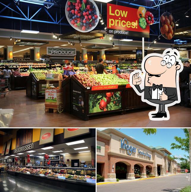 Kroger Bakery, 5866 Middlebelt Rd in Garden City