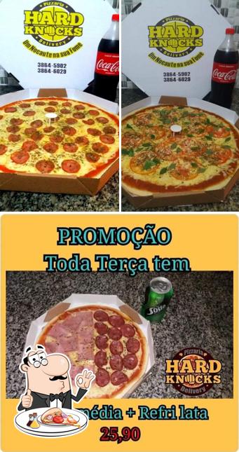 Peça diversos estilos de pizza