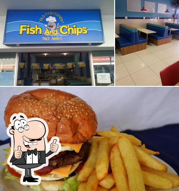 Voir cette image de Old Fashioned Fish And Chips Take Aways