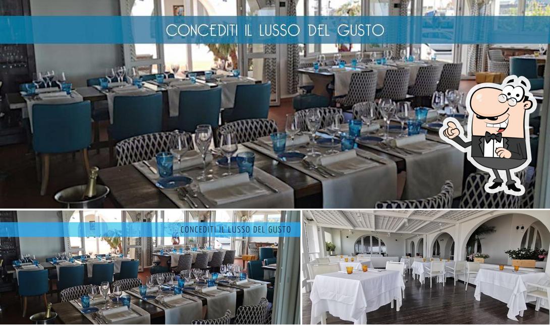 Siediti a un tavolo di Al Molo - Bastianelli Ristorante di Pesce Fiumicino , Location Eventi e Cerimonie