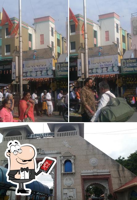 Hotel Shaneshwar हॉटेल शनैश्वर