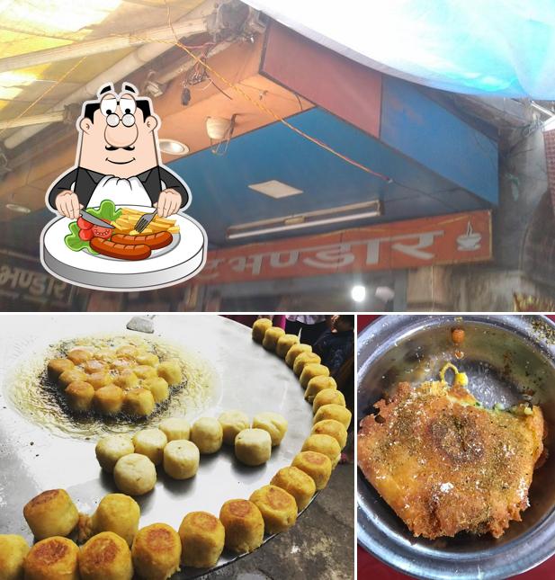 Take a look at the image depicting food and exterior at Meerut Chaat Bhandar