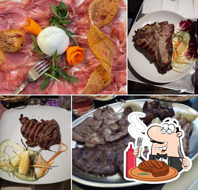 Prenditi i un pasto a base di carne a Naif
