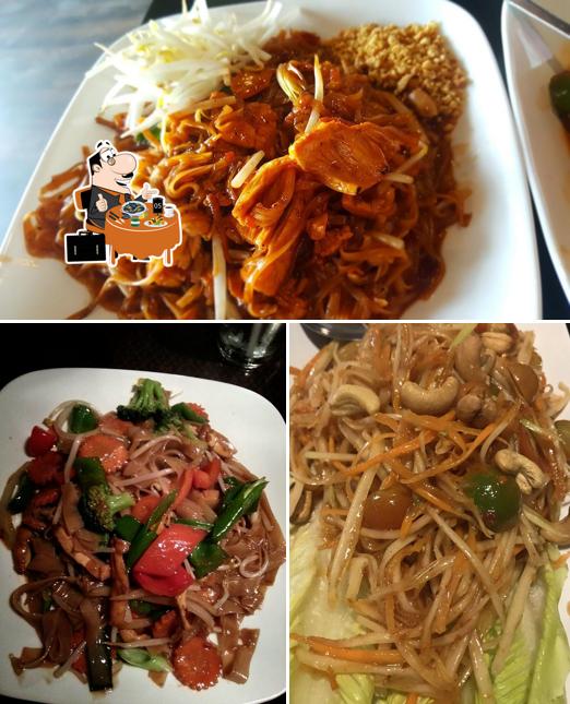 Order seafood at Mai Thai Cuisine Niagara
