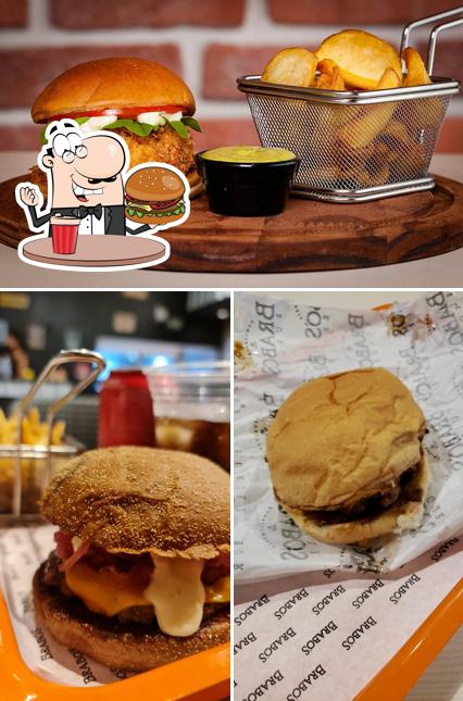 Delicie-se com um hambúrguer no Brabo's Burger