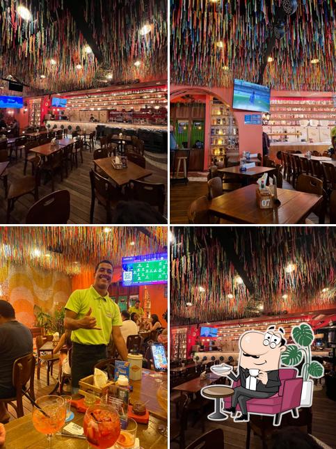 O interior do Boteco Boa Praça