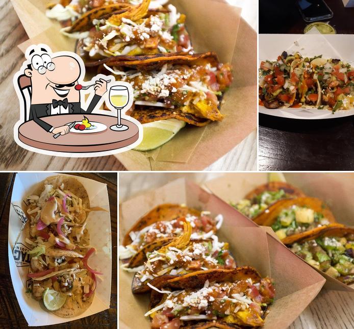 Pub y bar Guy Fieri's Taco Joint, Arlington Carta del restaurante y