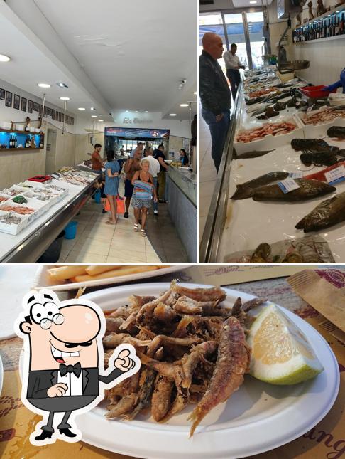 La interni e cibo del ristorante
