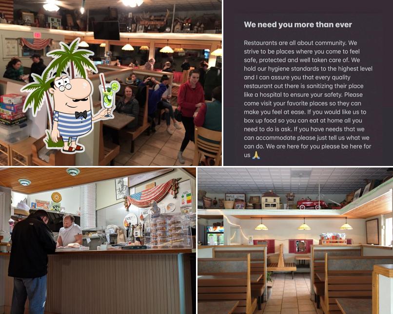 Pizza Chef of Woodstock, 450 Woodstock Rd in Woodstock Restaurant