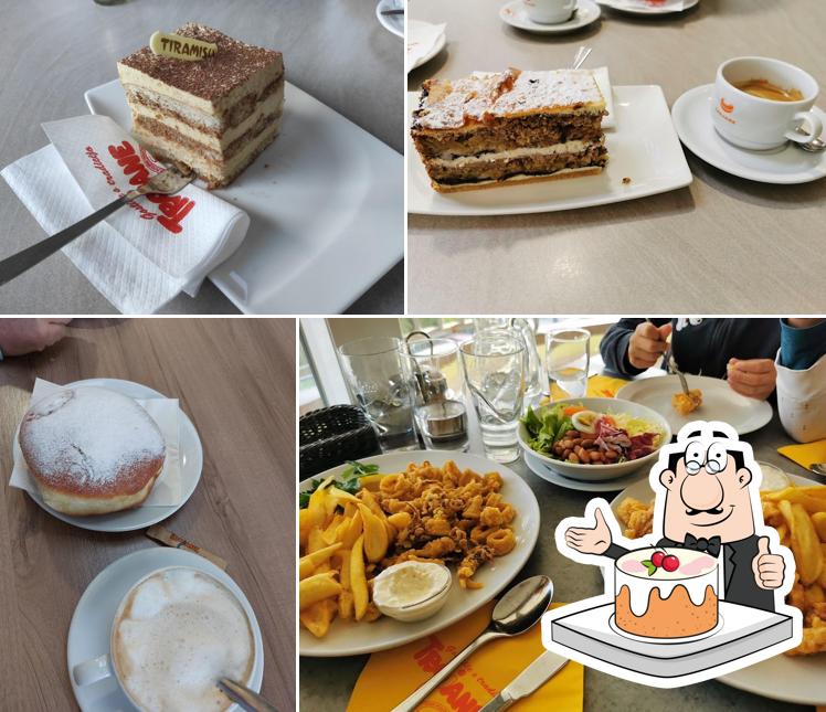 Torte di carote al Trojanski Krofi