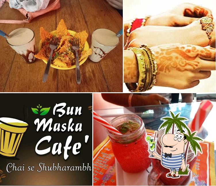 Look at the pic of Bun Maska Cafe