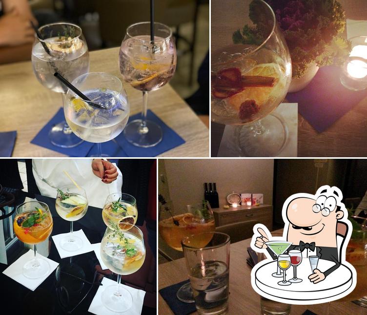 Gin & Tonic Club serves alcohol