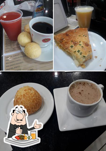 Esta é a foto apresentando comida e bebida no Padaria Belo Pão