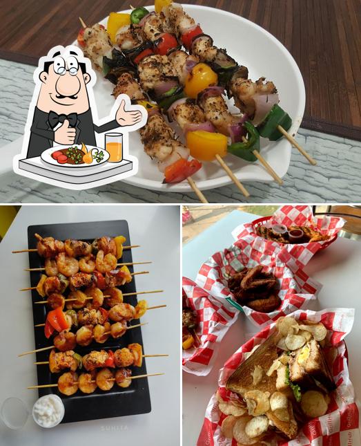 Food at GRILL HUB