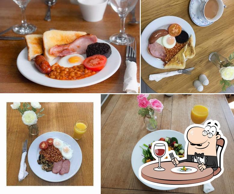 Foxes Tea Rooms & Cafe in Saughall - Restaurant reviews