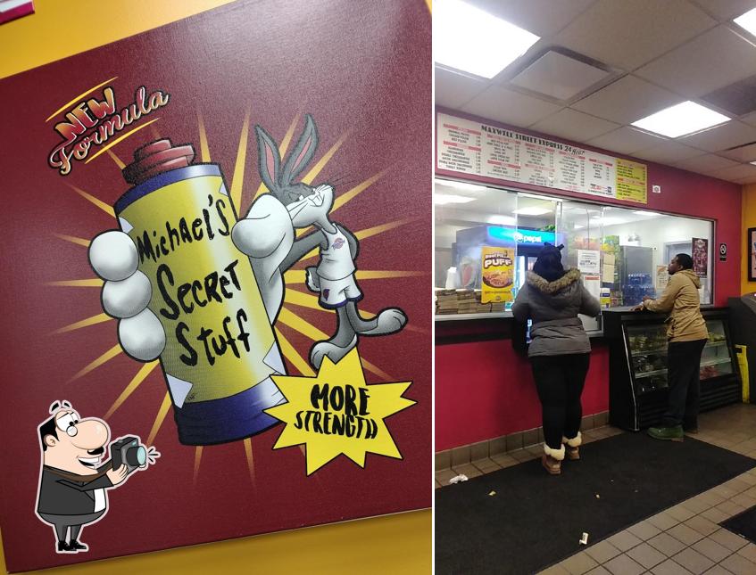 Maxwell Street Express, 7901 S Wentworth Ave in Chicago Restaurant