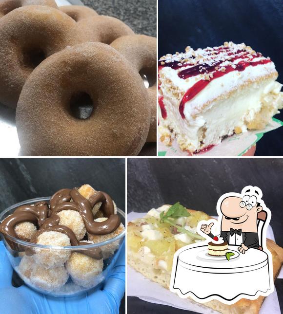 Gran Caffe' Pasticceria Perugino Sas propose une éventail de plats sucrés