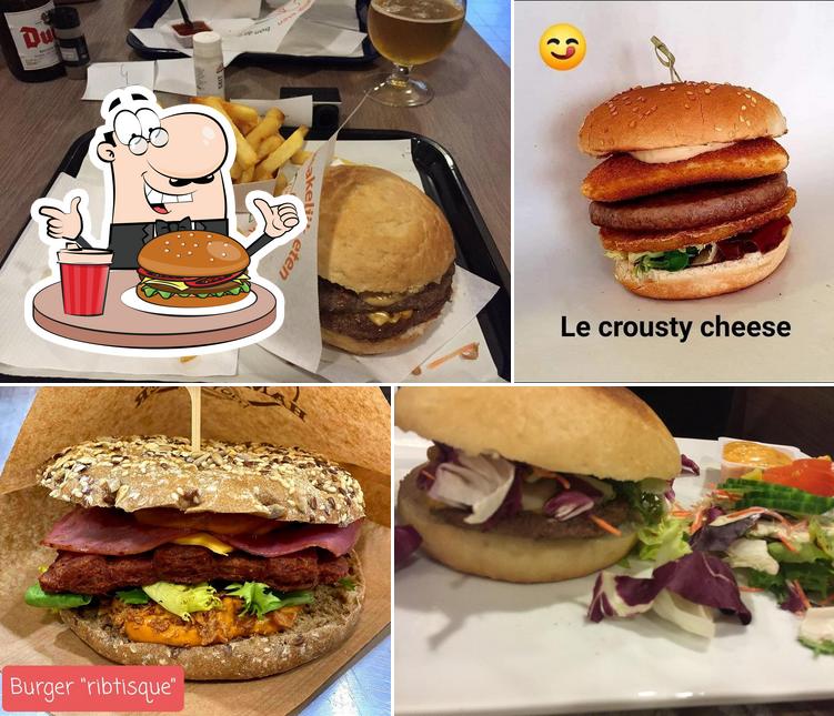 Essayez un hamburger à Café De Paris