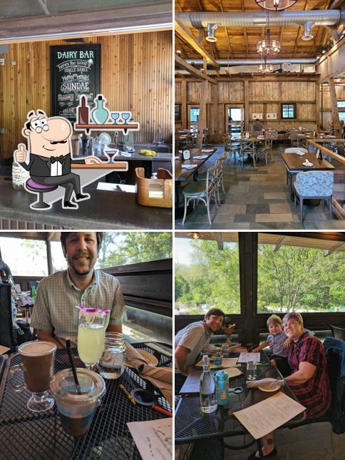 Top 10 restaurants with live music in Indianapolis, september 2024