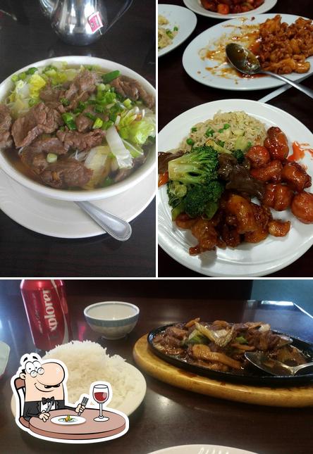 Food at Golden Dragon