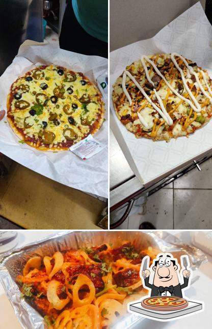 Pick pizza at Sardarji Malai Chaap & Fast Food