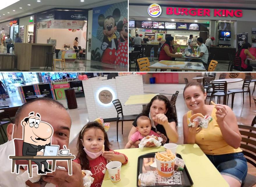 O interior do Burger King