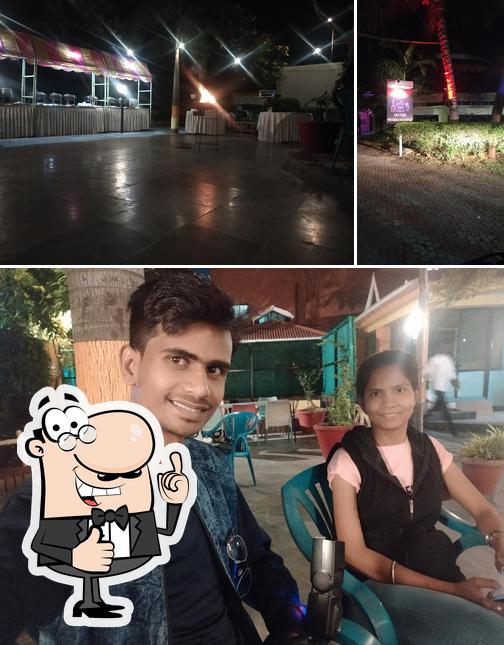 Hotel Pooja Garden