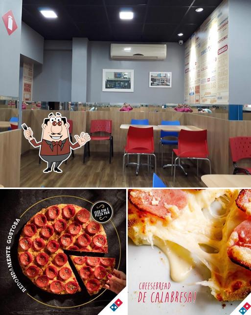 A Domino's Pizza se destaca pelo comida e interior