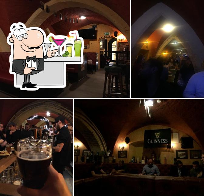 Это изображение паба и бара "Irish Pub in the Fleetenkieker"