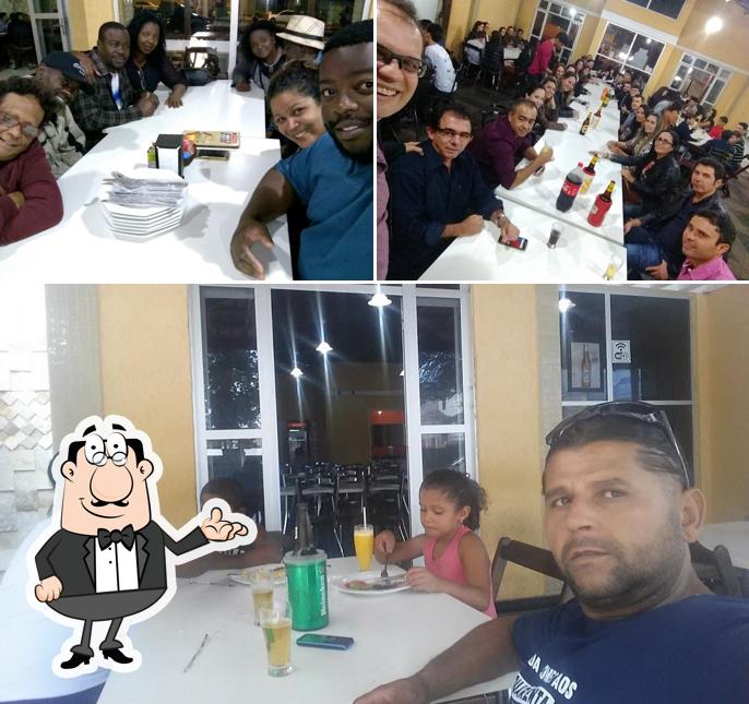 Veja imagens do interior do Fornalha Restaurante e Pizzaria