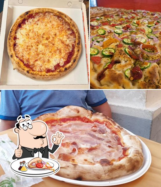 A Da Luca e Paolo Camogli, puoi prenderti una bella pizza