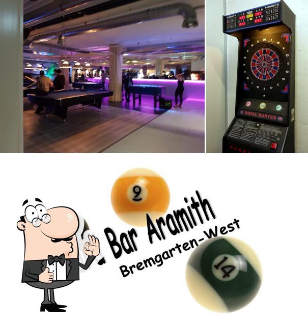 Ecco un'immagine di Billard Bar Aramith