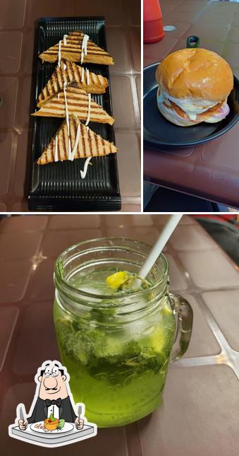 FOODYS FAST FOOD CAFE