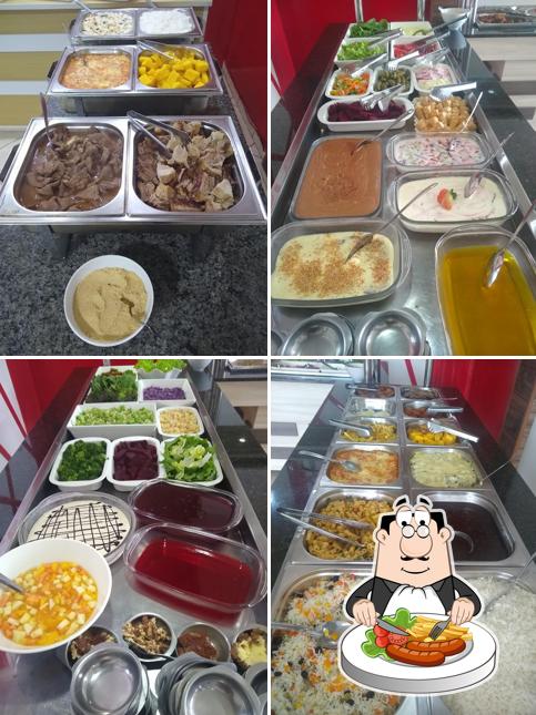 Comida em Restaurante Damamys
