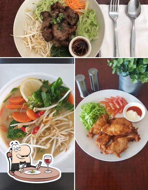 Food at 2 fat ducks Vietnamese Cuisine