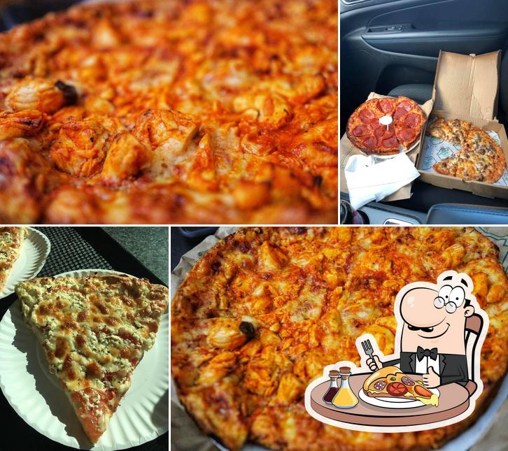 Elige una pizza en Cape Cod Cafe Pizza