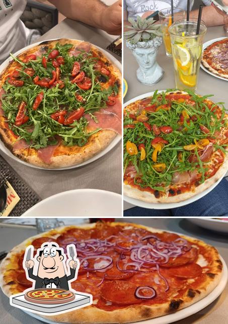 Order pizza at Mi & Ti pizzéria