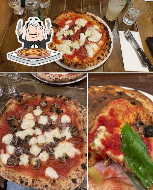 Pick pizza at Zia Lucia - Wandsworth Town