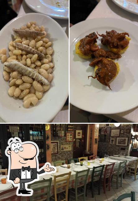 Siediti a un tavolo di Osteria Gli Amici Del Gusto