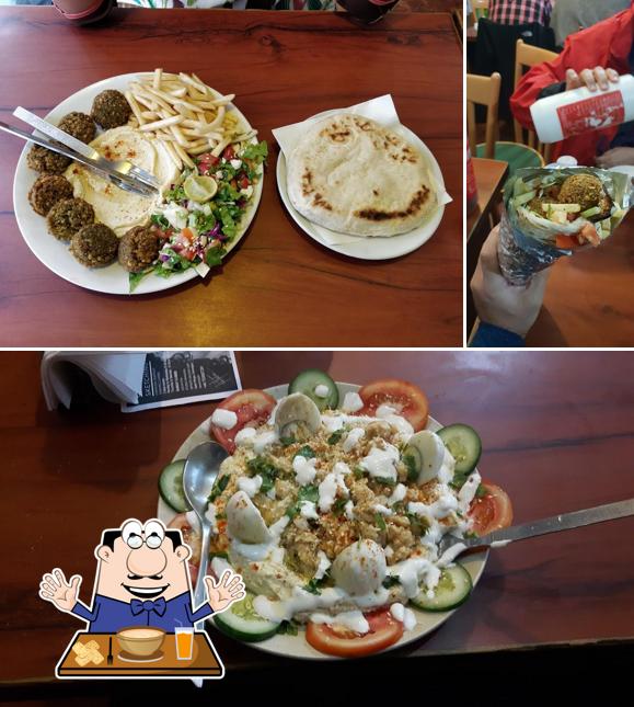 Meals at Dudu Falafel דודו פלאפל