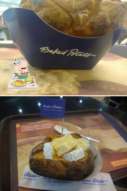 Comida em Baked Potato