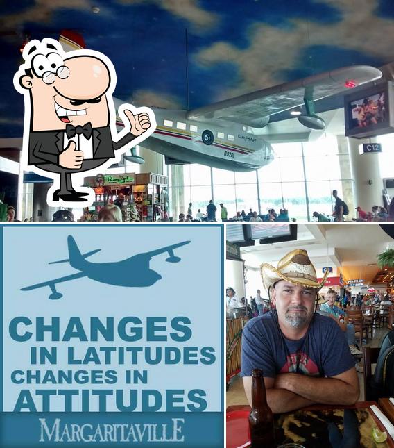 Air Margaritaville Cancun Airport T3 pub & bar, Cancún Restaurant reviews