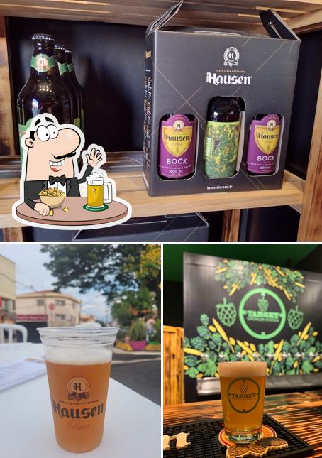 Target Growler Station Limeira serve uma seleção de cervejas