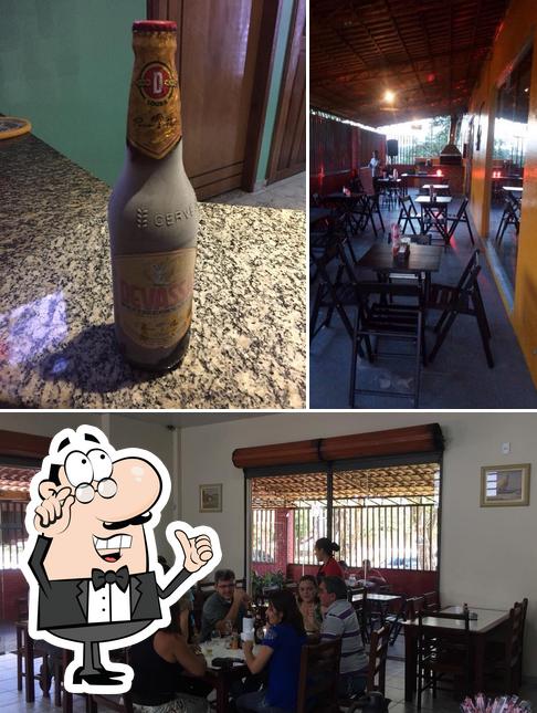 A foto da interior e cerveja no Republic Pub Restaurant