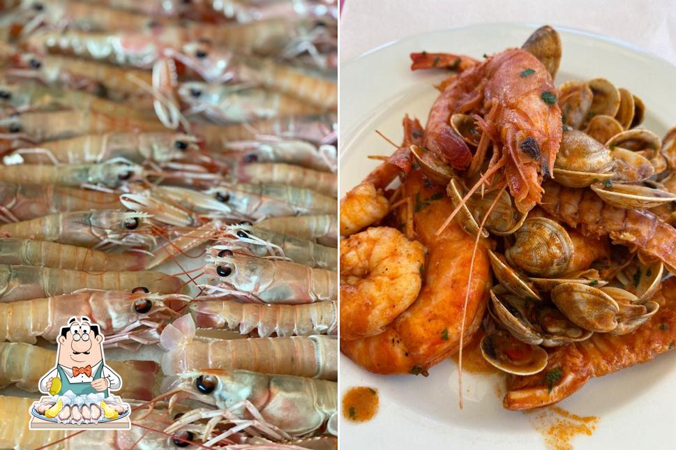 В "Bar Ristorante Amici del Mare" вы можете попробовать различные блюда с морепродуктами