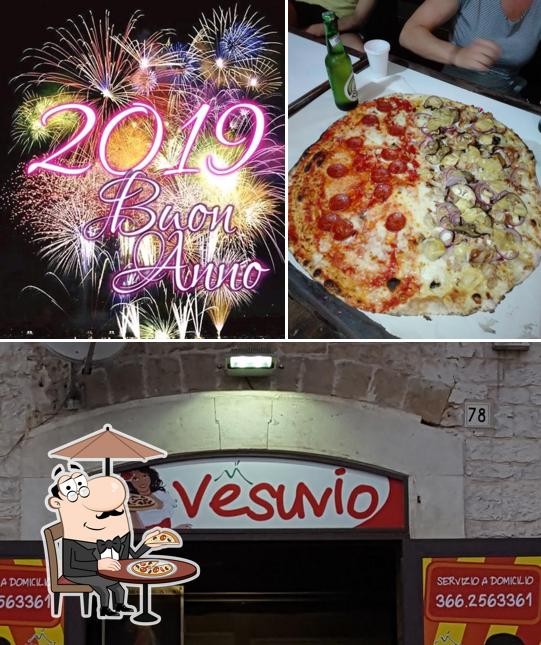 Tra le diverse cose da Pizzeria Vesuvio Take away si possono trovare la esterno e pizza